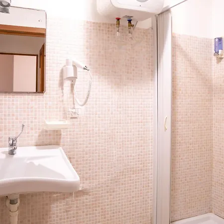 Affittacamere Sph24-residenza Il Corallo